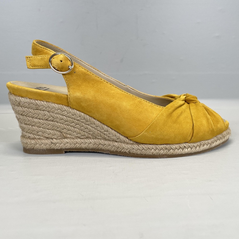 Earth Thara Bermuda Espadrille Wedge Sandals Womens Size 7 Yellow Slingback Shoe